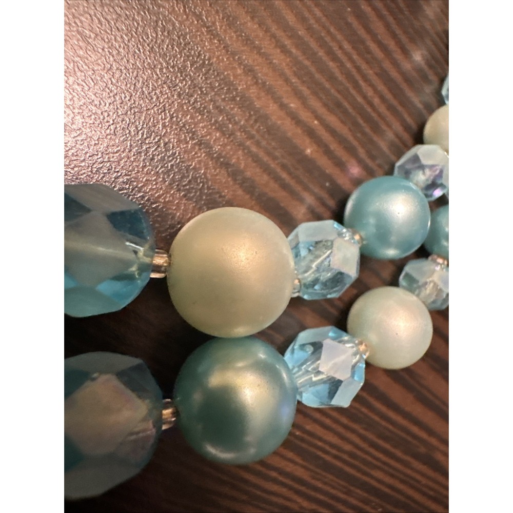 Vintage Japan Double Strand Blue Faux Pearl Faceted Bead Necklace J-Hook Clasp - Picture 3 of 8